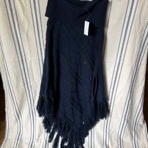 NWT New York & Company knitted Poncho